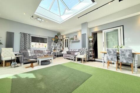 Games Room/Sitting Room