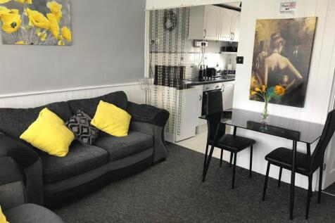 Lounge (2).jpg