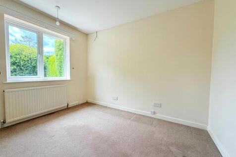 Bedroom 3.jpg