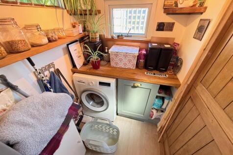 Utility Room.jpg