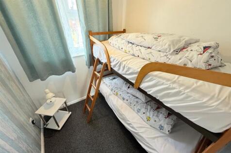 Bedroom 3.jpg