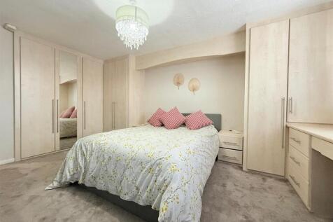 Master Bedroom Suite