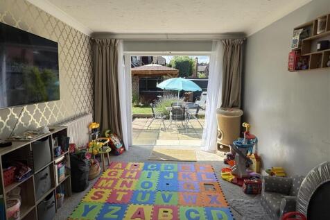 Dining/Sitting Room