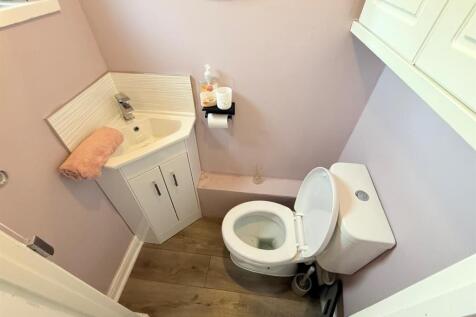 Cloakroom.jpg