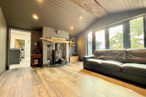 Entrance Sitting Room