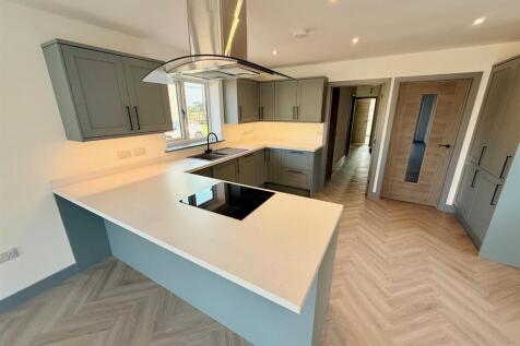 Open Plan Kitchen/Dining/Living Room
