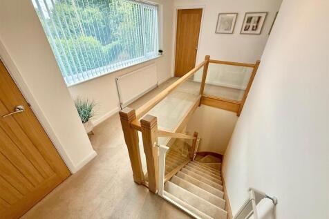 First Floor Galleried Landing