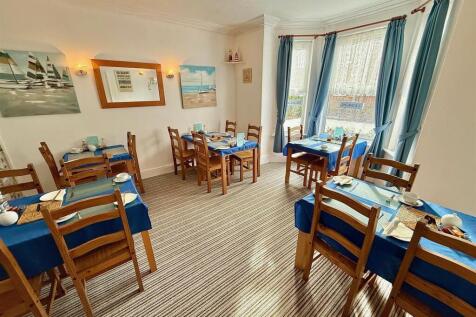 Guests Dining Room