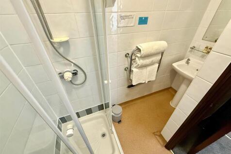 Bed 4 En-Suite Shower Room