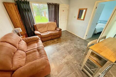 Open Plan Kitchen/Living Room
