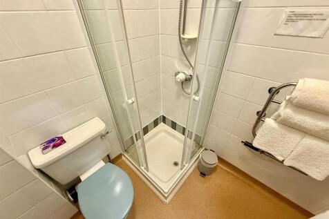 Bed 4 En-Suite Shower Room