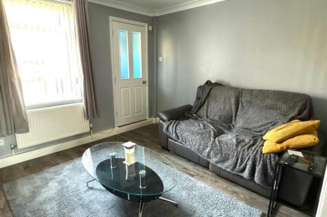 LOUNGE AREA.jpg