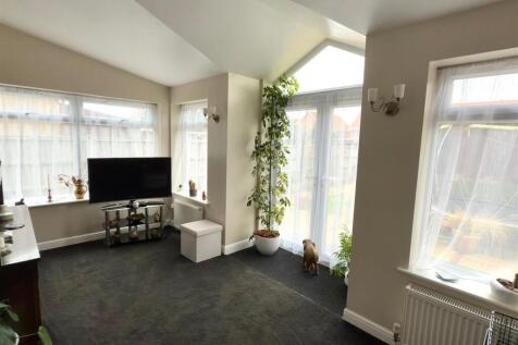 Garden Room.jpg