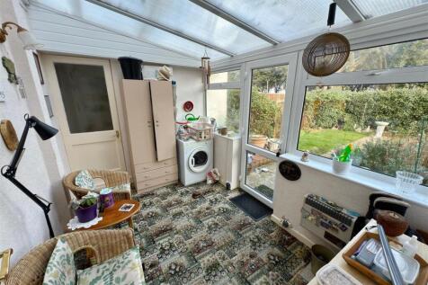 GARDEN ROOM.jpg