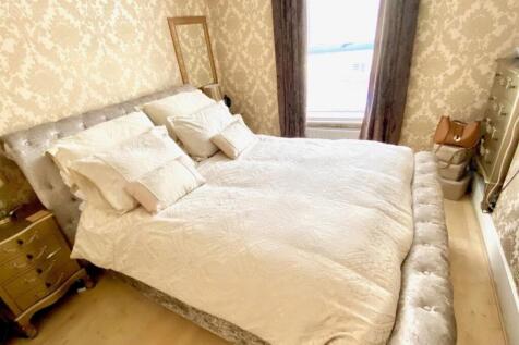 BED 3.jpg