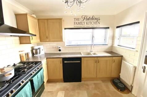 KITCHEN AREA.jpg