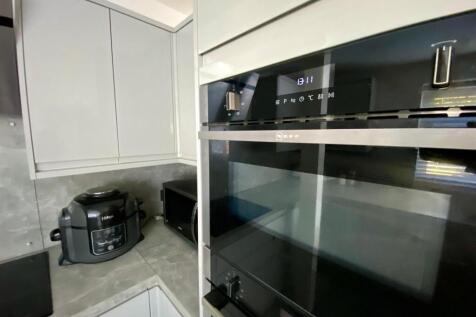 KITCHEN AREA.jpg