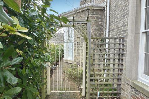 SIDE GARDEN.jpg