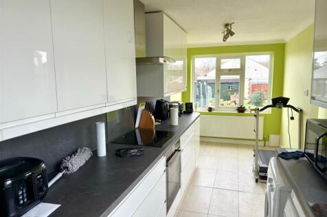 KITCHEN BREAKFAST ROOM.jpg