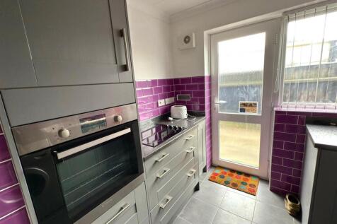KITCHEN AREA.jpg
