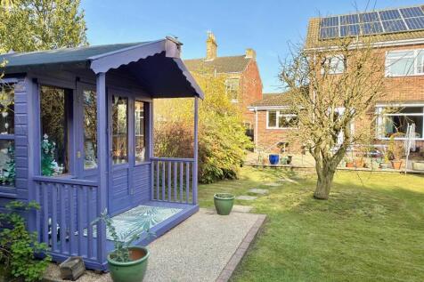 GARDEN SUMMER HOUSE.jpg