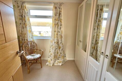 BEDROOM 3.jpg
