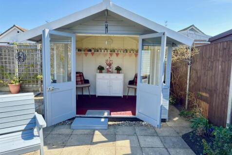 Summerhouse.jpg