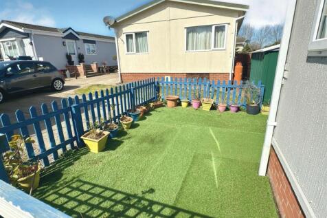 Front Garden.jpg
