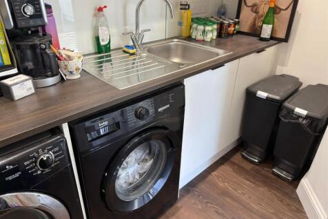 UTILITY ROOM.jpg