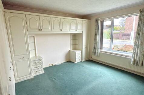 Master Bedroom.jpg