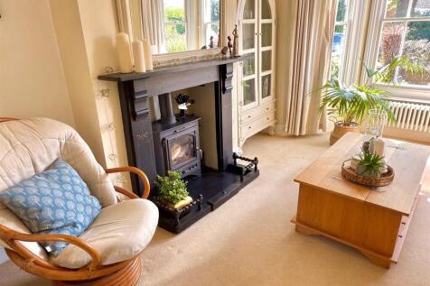 Lounge Woodburner.jpg