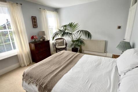 Master Bedroom.jpg