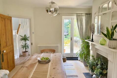 Dining Room To Garden.jpg