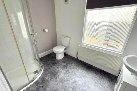 Shower Room Main.jpg