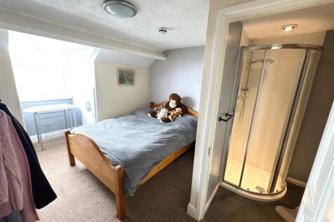Bedroom 6 Area.jpg