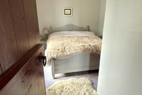 BEDROOM 3.jpg