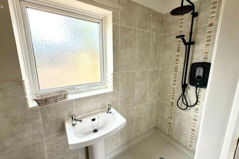 EN SUITE.jpg