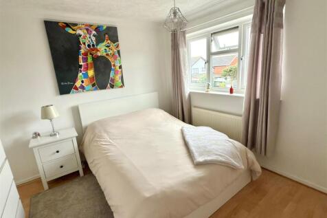 BED 3.jpg