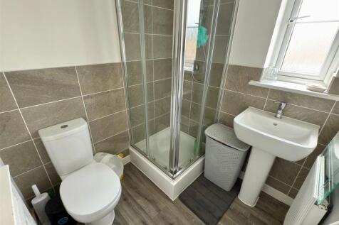 EN SUITE.jpg