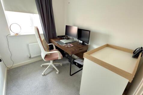 BED 3.jpg