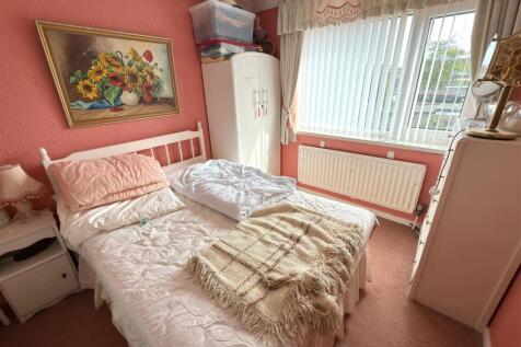 BED 2.jpg