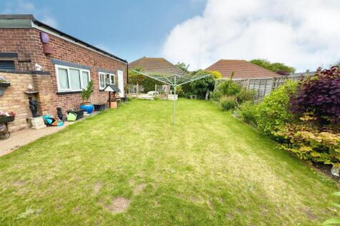 BACK GARDEN.jpg