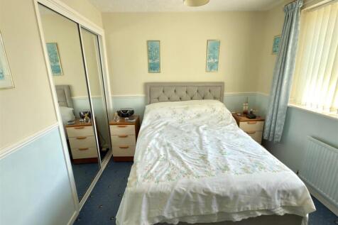BED 2.jpg