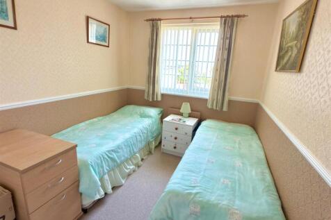 BED 3.jpg