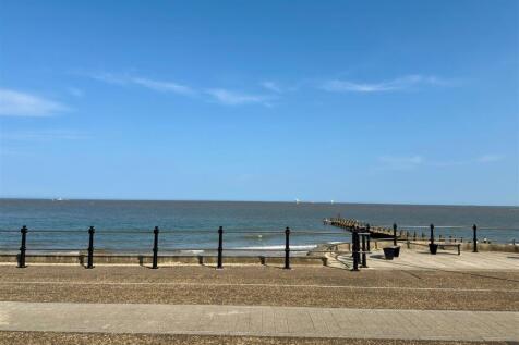 Location Seafront.jpg