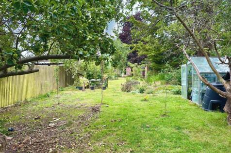 GARDEN 8.jpg