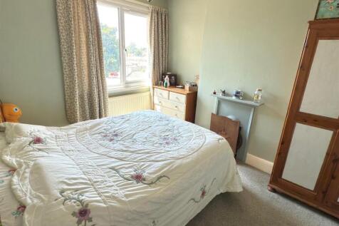 Bedroom 2.jpg