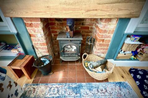 LOG BURNER.jpg