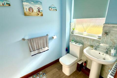 EN SUITE.jpg
