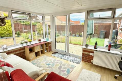 GARDEN ROOM.jpg